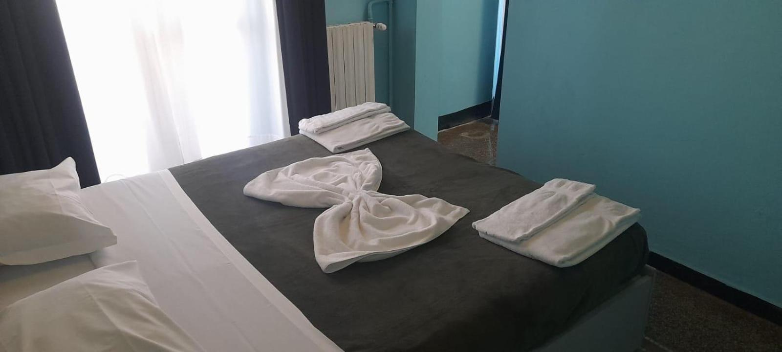 Hotel Doria Киавари Екстериор снимка